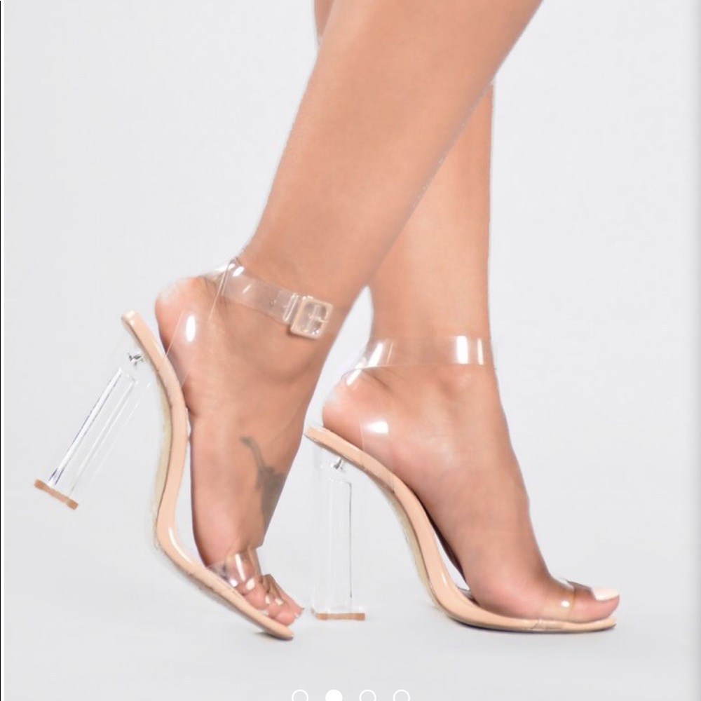 FASHION NOVA ‘The Glass Slipper Transparent’